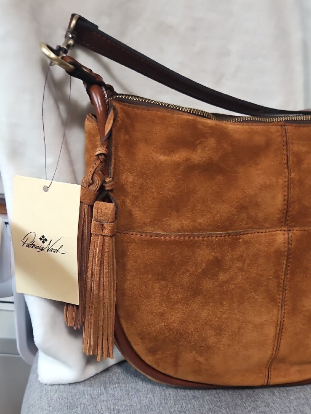 Beautiful Patricia Nash Suede Tassel Hobo Bag in Cognac Brown NWT - Picture 8 of 16